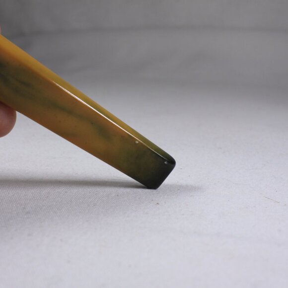 Yellow and Green Bakelite handled can / bottle opener by Glo Hill Canada - Picture 7 of 7